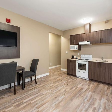 Econo Lodge Prince George Exterior foto