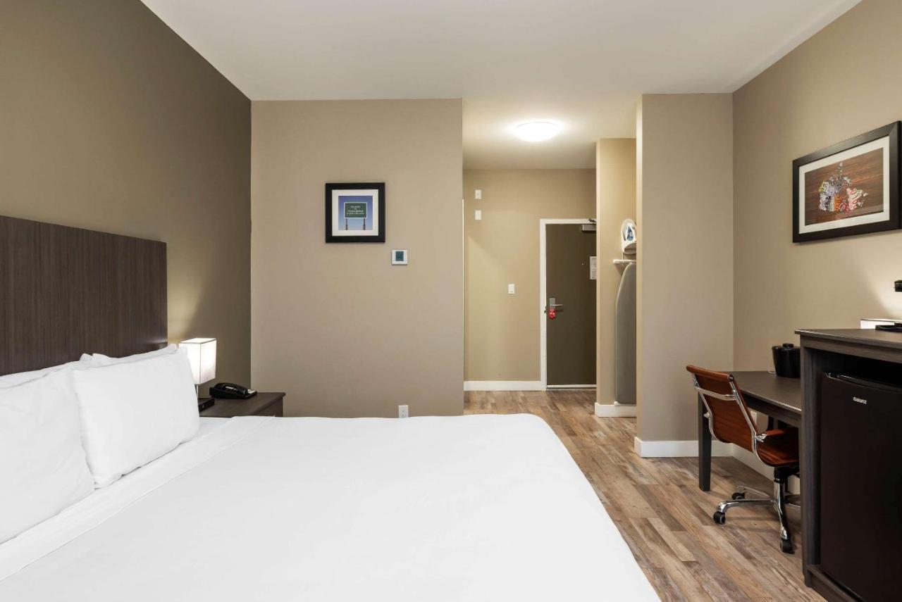 Econo Lodge Prince George Exterior foto